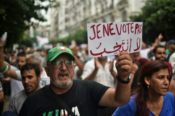 A Alger, « le pouvoir se moque de nous, il ne comprend pas que la société a changé »