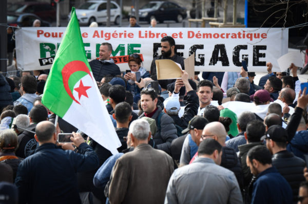 En Algérie, le désarroi des familles de manifestants détenus