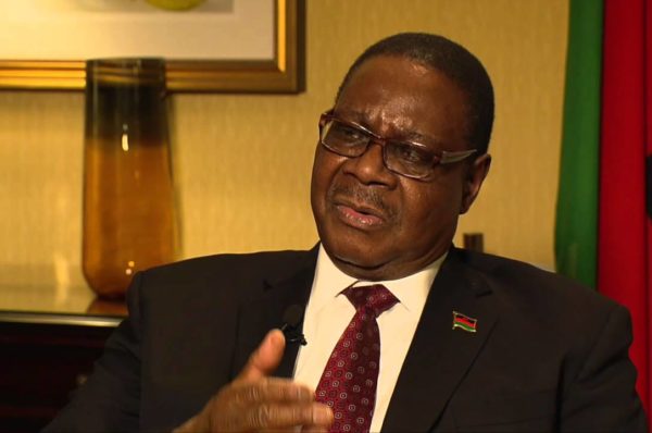 Le tribunal du Malawi annule la victoire électorale du président Mutharika en 2019