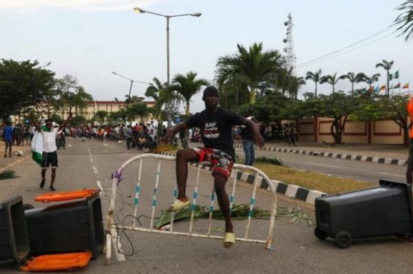 Le gouvernement nigérian rejette le rapport sur le « massacre » car semé d’erreurs