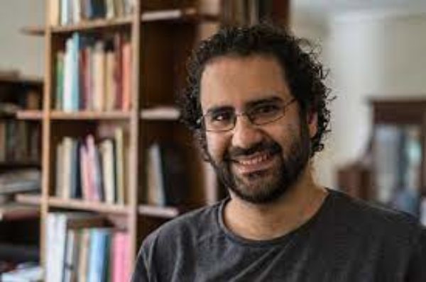L’activiste égyptien Abdel Fattah condamné à cinq ans de prison – source judiciaire